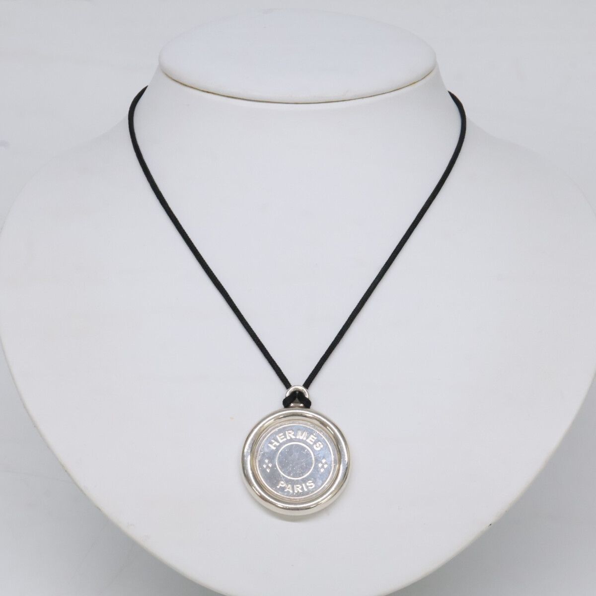 Hermes Series Crude Shell TGM Coin Code Necklace — view 8