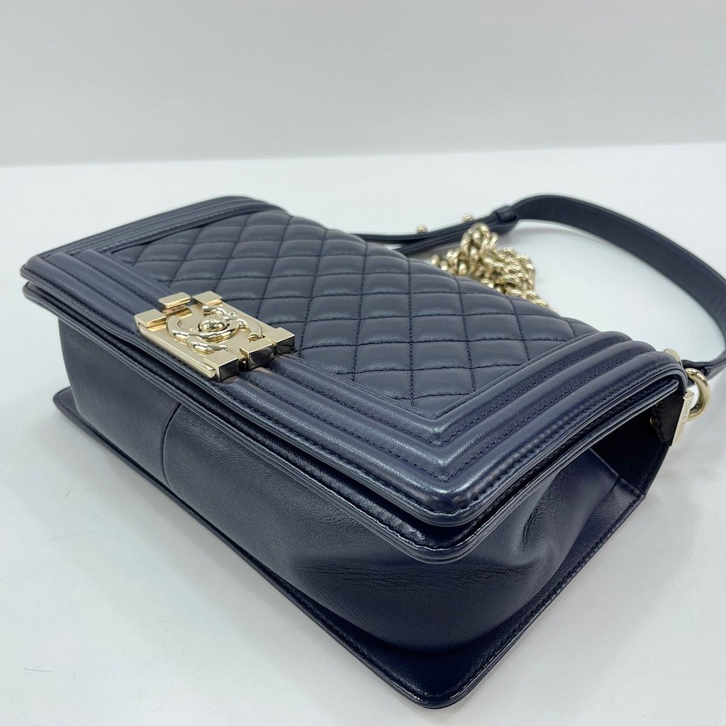 Chanel Shoulder Bag — view 9