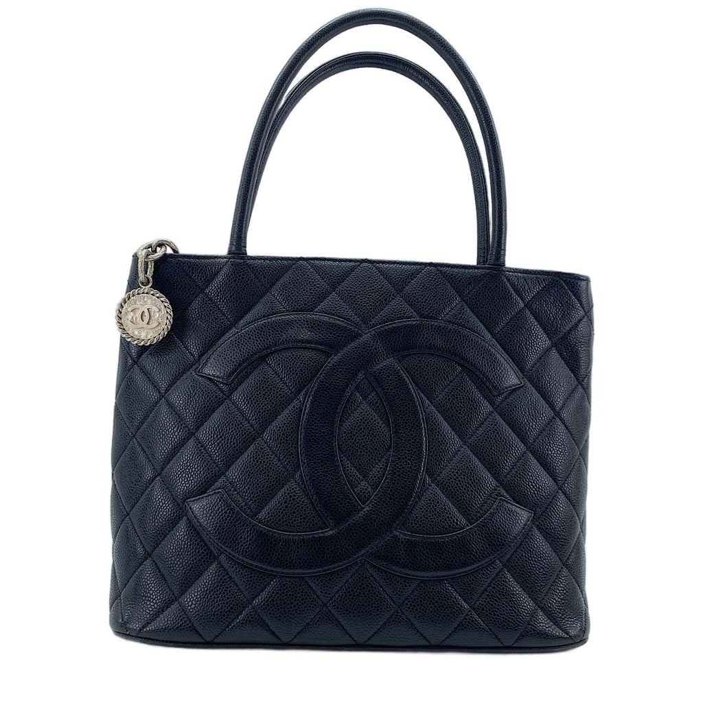 Chanel Tote Reissue Black