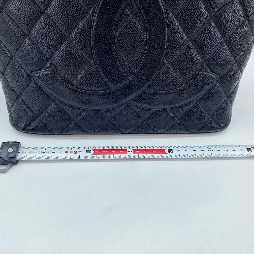 Chanel Tote Reissue Black — view 4