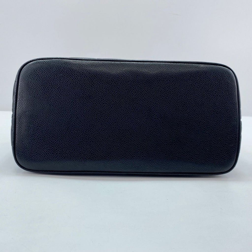 Chanel Tote Reissue Black — view 7
