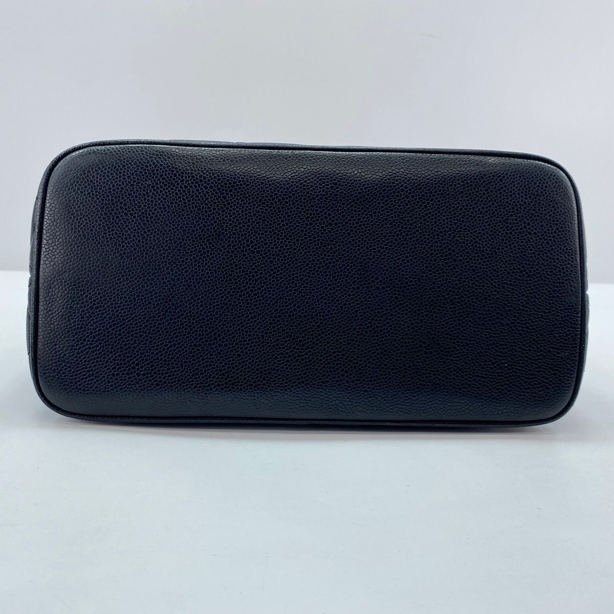 Chanel Tote Reissue Black — view 7