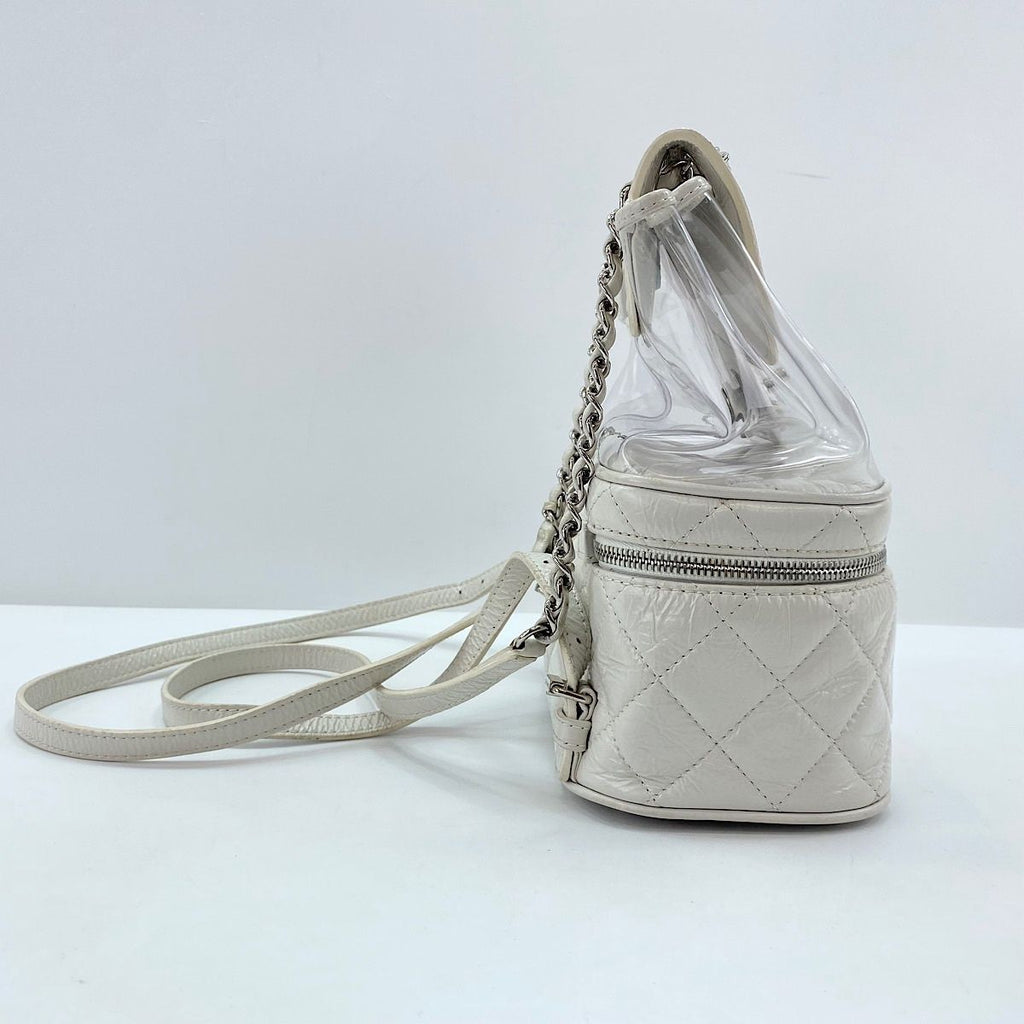 Chanel Backpack Quilted White — view 6
