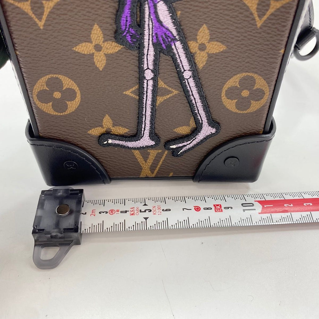 Louis Vuitton Shoulder Bag Soft Trunk Phone — view 4