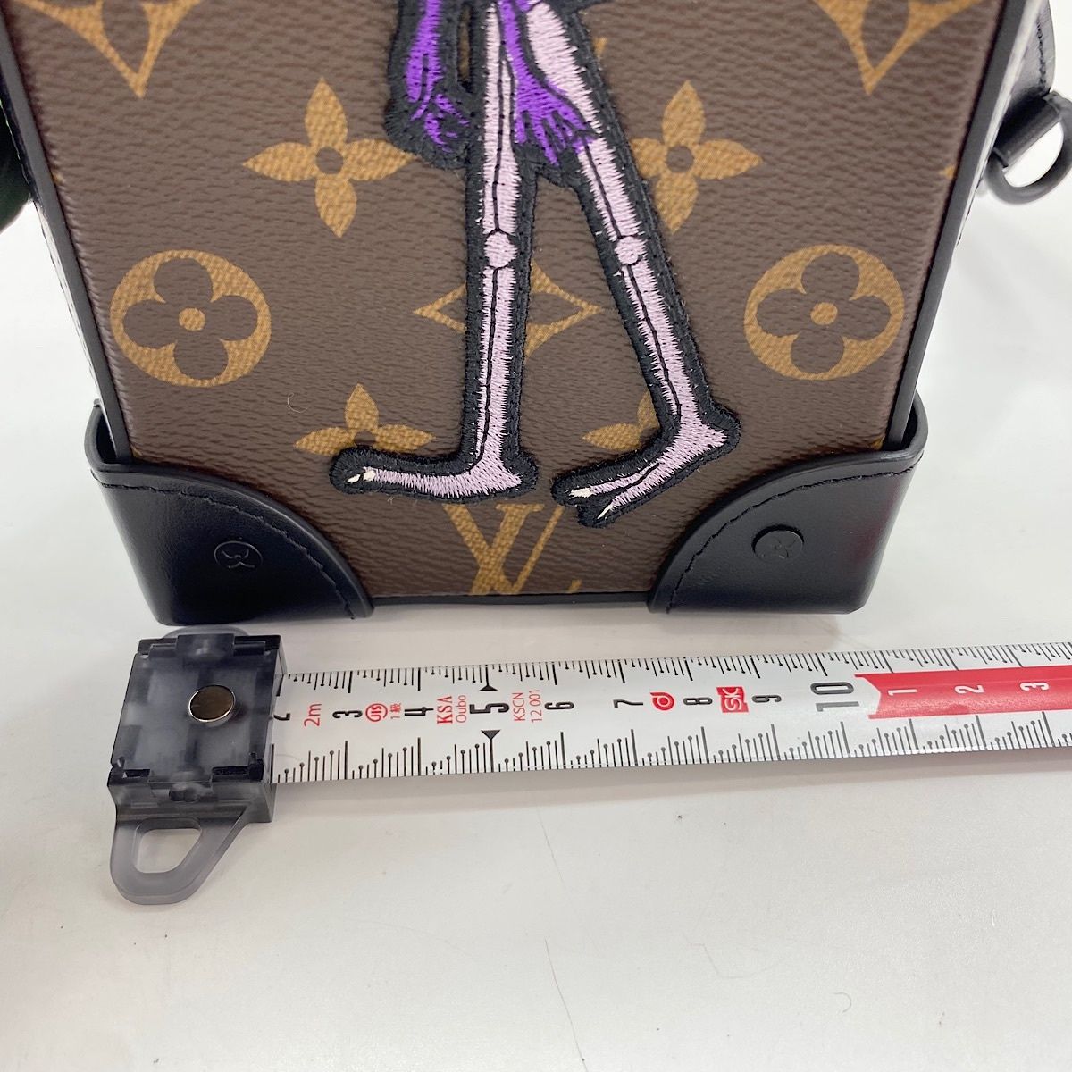 Louis Vuitton Shoulder Bag Soft Trunk Phone — view 4