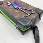 Louis Vuitton Shoulder Bag Soft Trunk Phone — view 8
