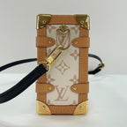 Louis Vuitton Shoulder Bag Side Trunk MM — view 5