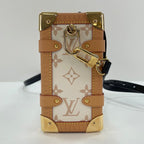 Louis Vuitton Shoulder Bag Side Trunk MM — view 6