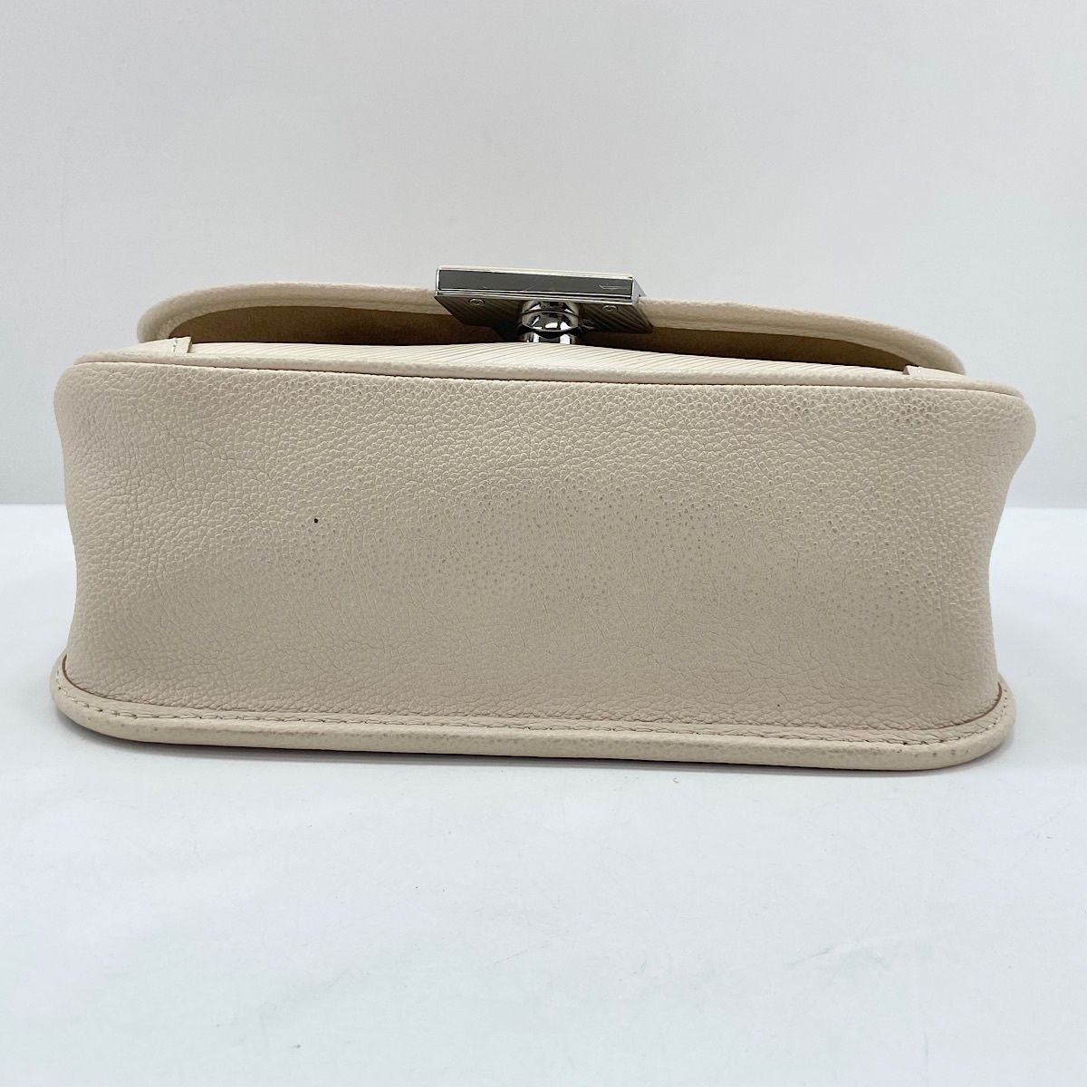 Louis Vuitton Shoulder Bag Buci NM — view 7