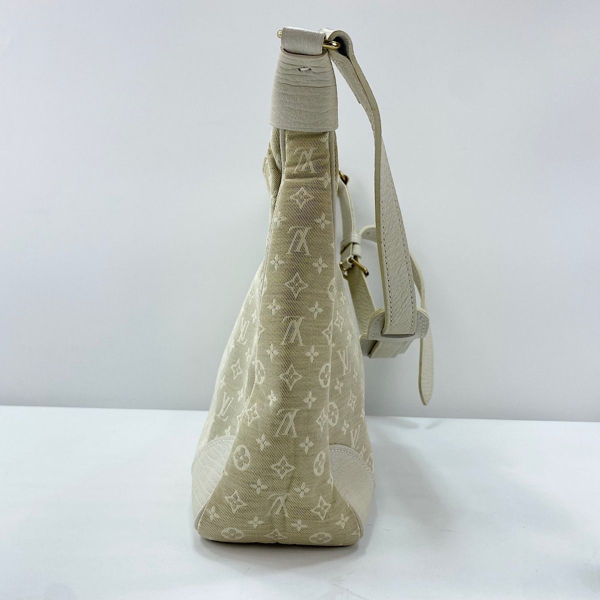 Louis Vuitton Shoulder Bag Boulogne — view 5