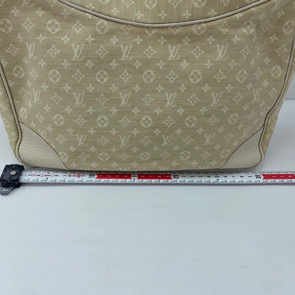 Louis Vuitton Shoulder Bag Boulogne — view 4