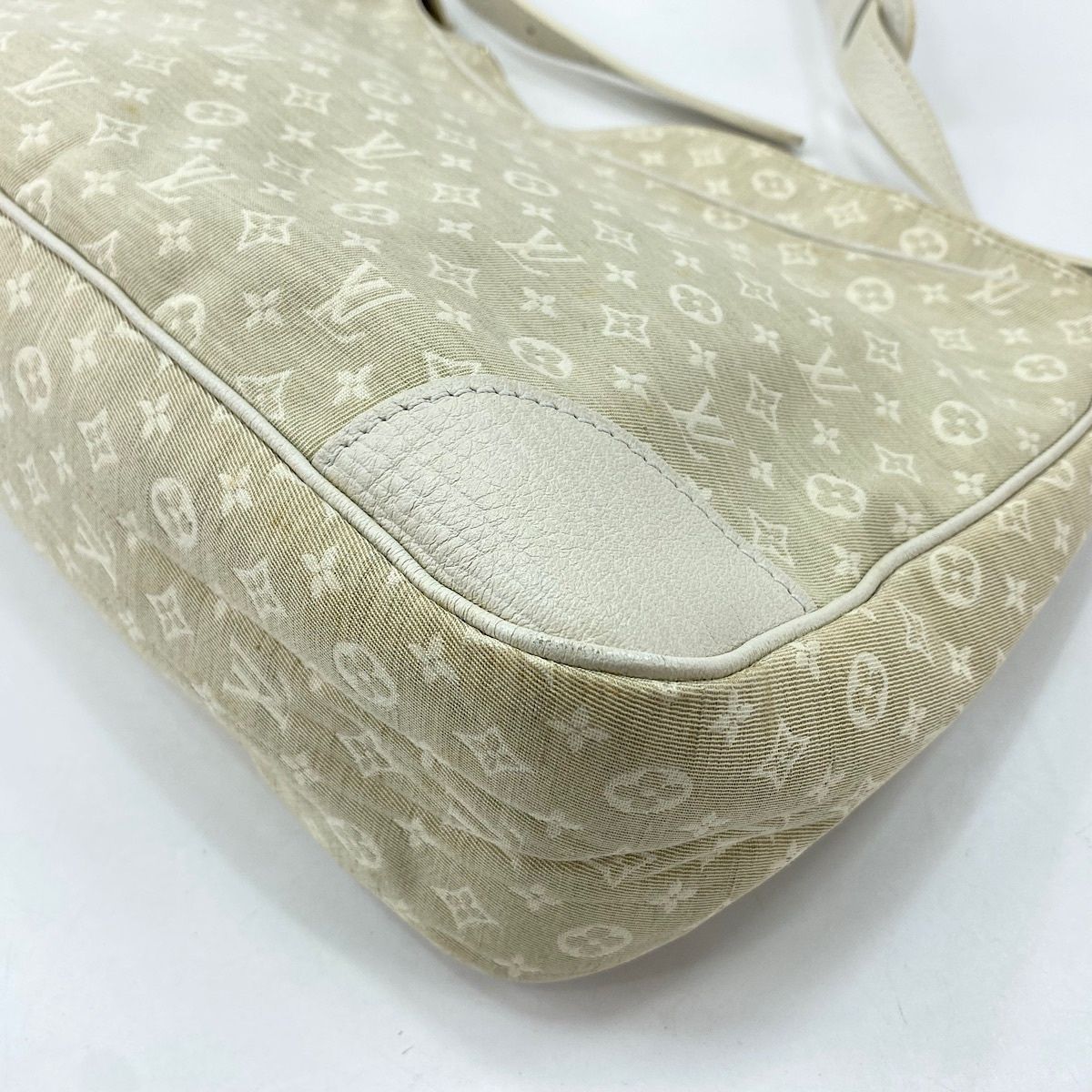Louis Vuitton Shoulder Bag Boulogne — view 9