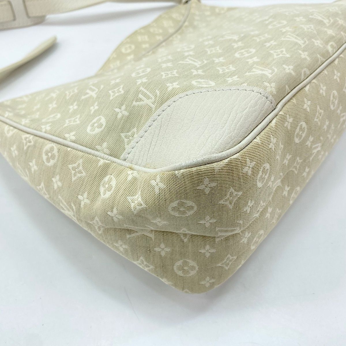 Louis Vuitton Shoulder Bag Boulogne — view 8