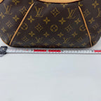Louis Vuitton Shoulder Bag Thames PM — view 4