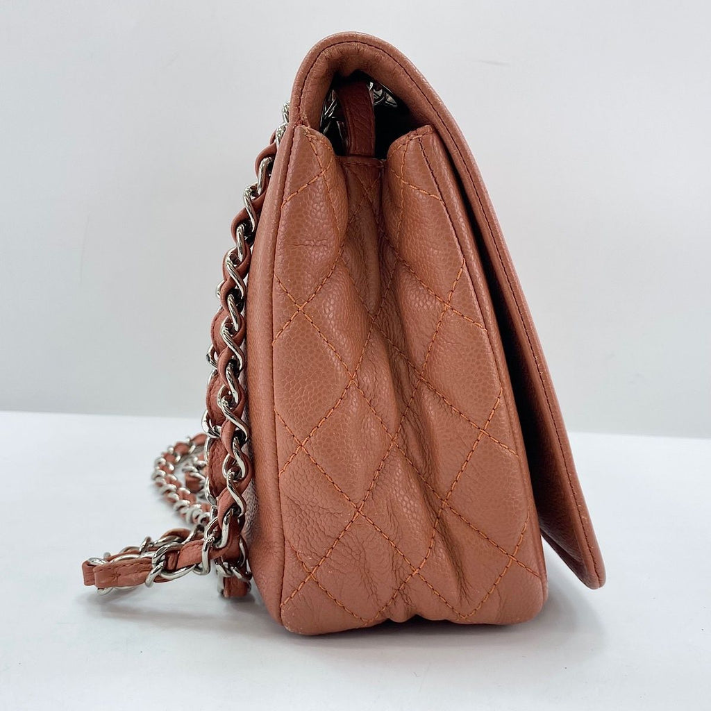 Chanel Shoulder Bag Quilted — view 6