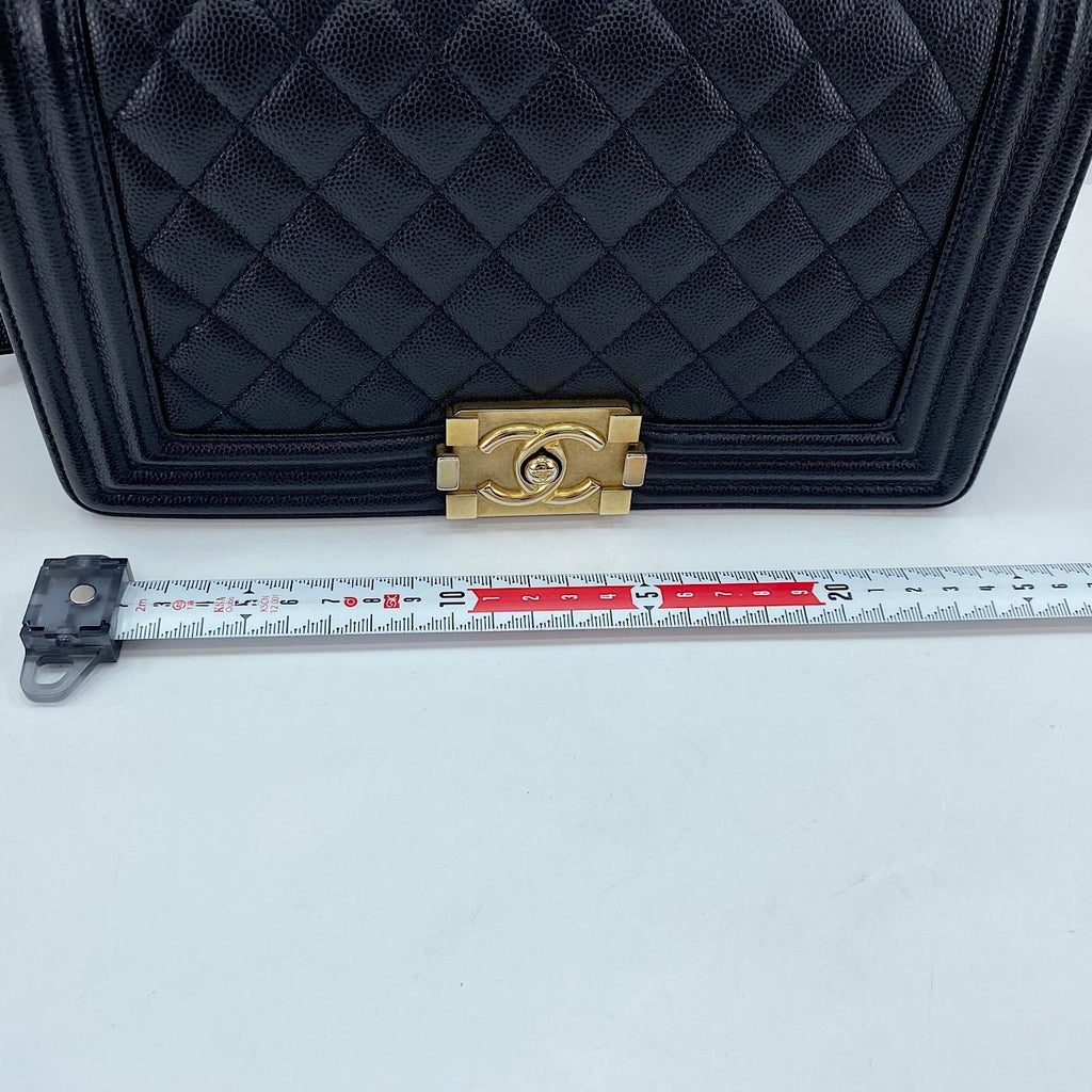 Chanel Shoulder Bag Boy 25 — view 4