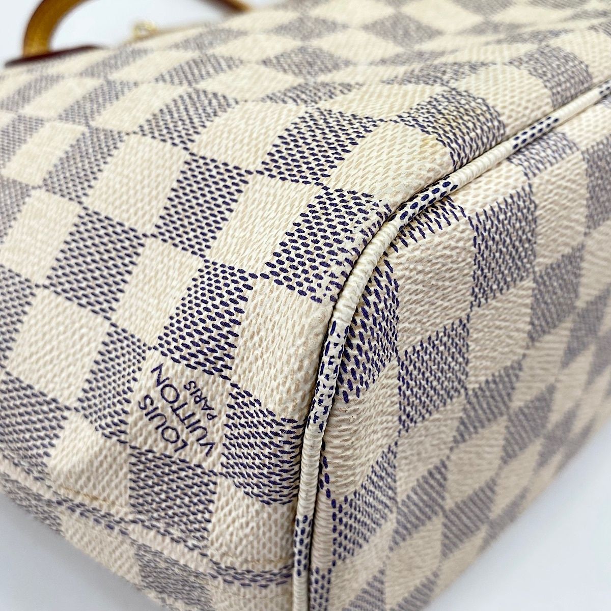Louis Vuitton Tote Neverfull PM — view 9