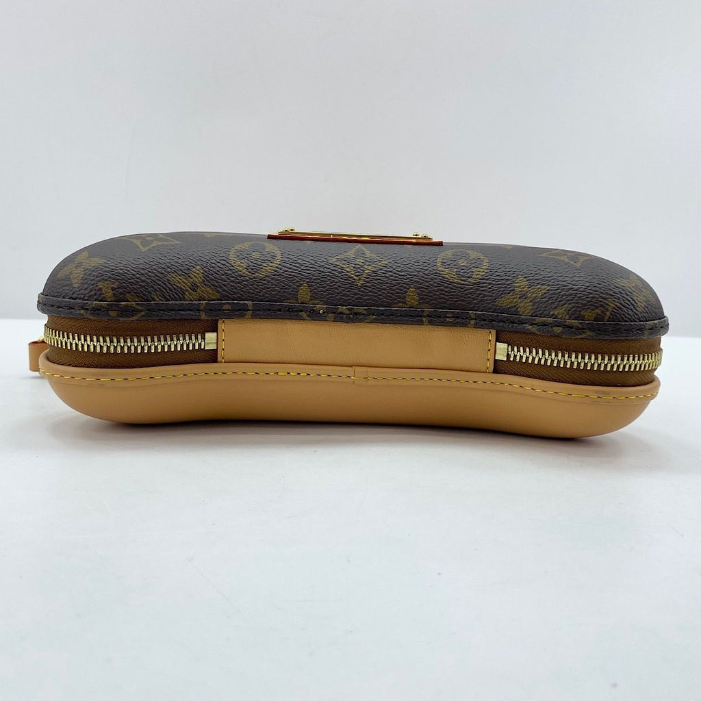 Louis Vuitton Shoulder Bag Bones Wearable — view 7