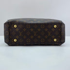 Louis Vuitton Handbag Montaigne MM — view 7