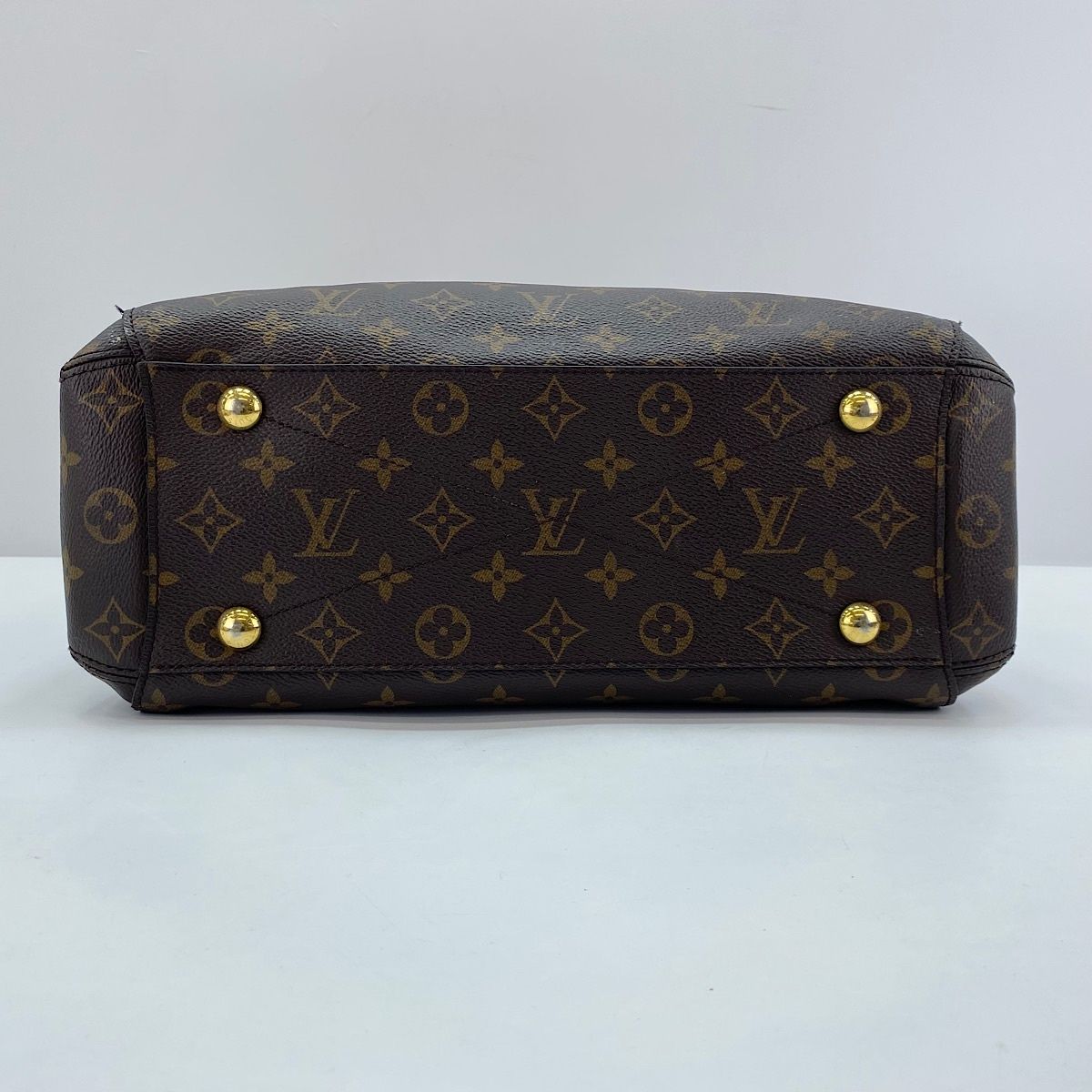 Louis Vuitton Handbag Montaigne MM — view 7