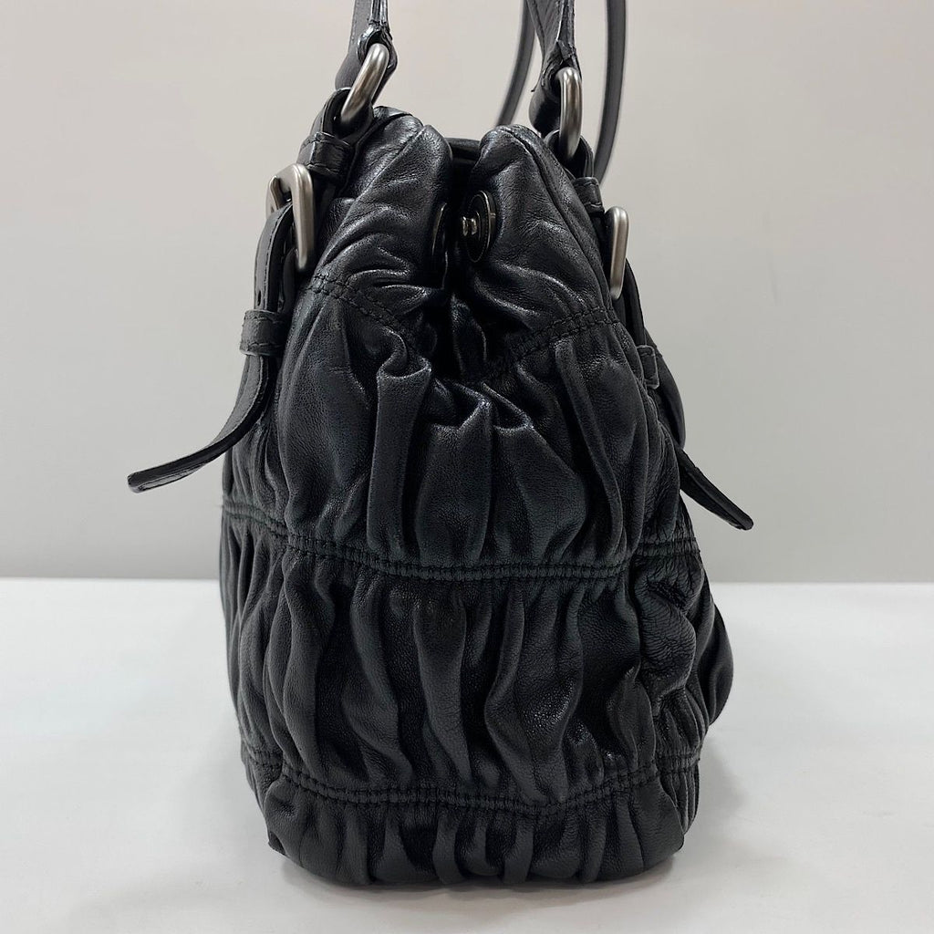 Prada Tote Black — view 6