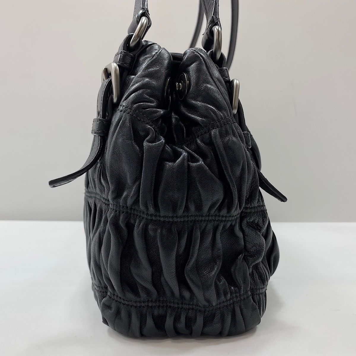 Prada Tote Black — view 6