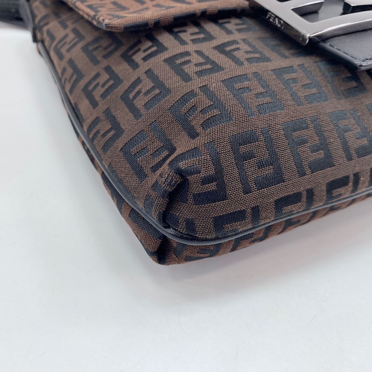 Fendi Shoulder Bag Zucchino — view 8
