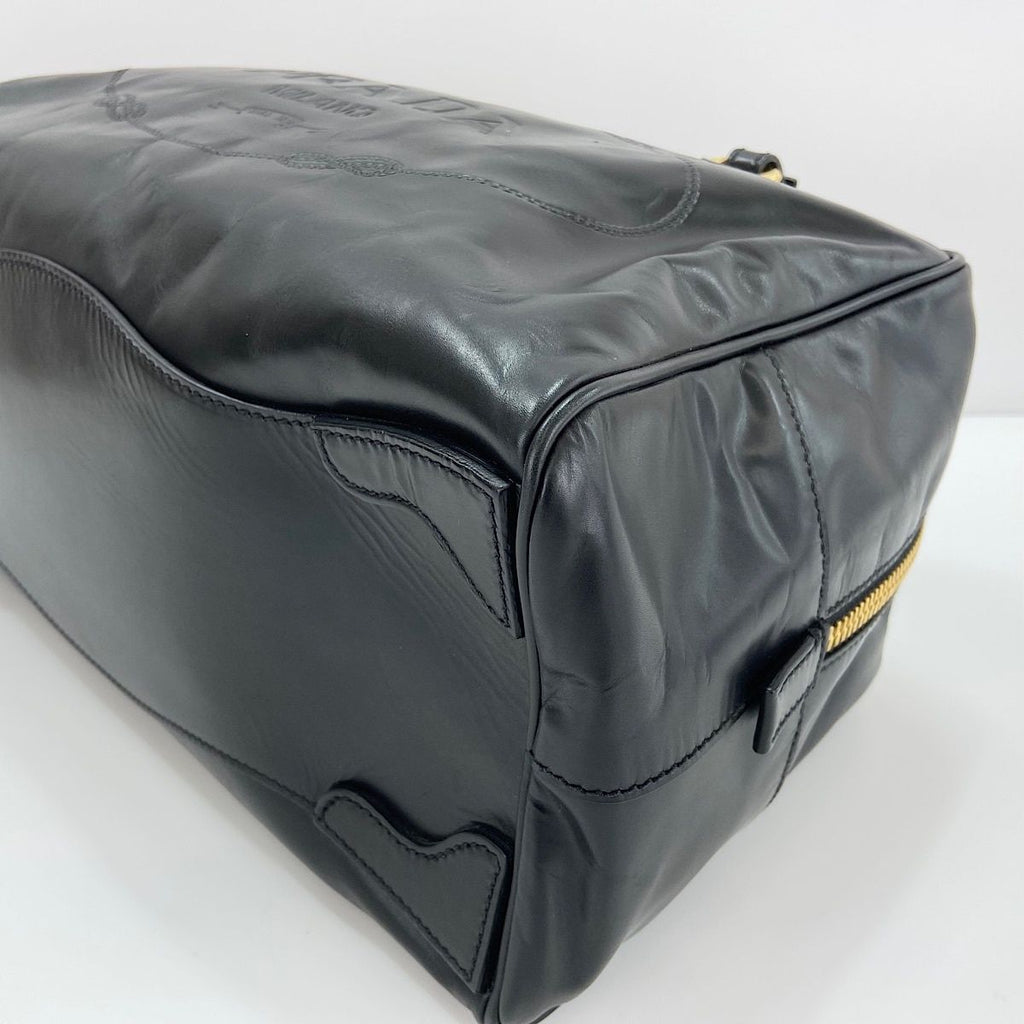 Prada Boston Bag Travel Bags Black — view 9
