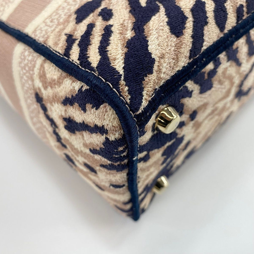 Dior Handbag Lady D Light 2-Way — view 8