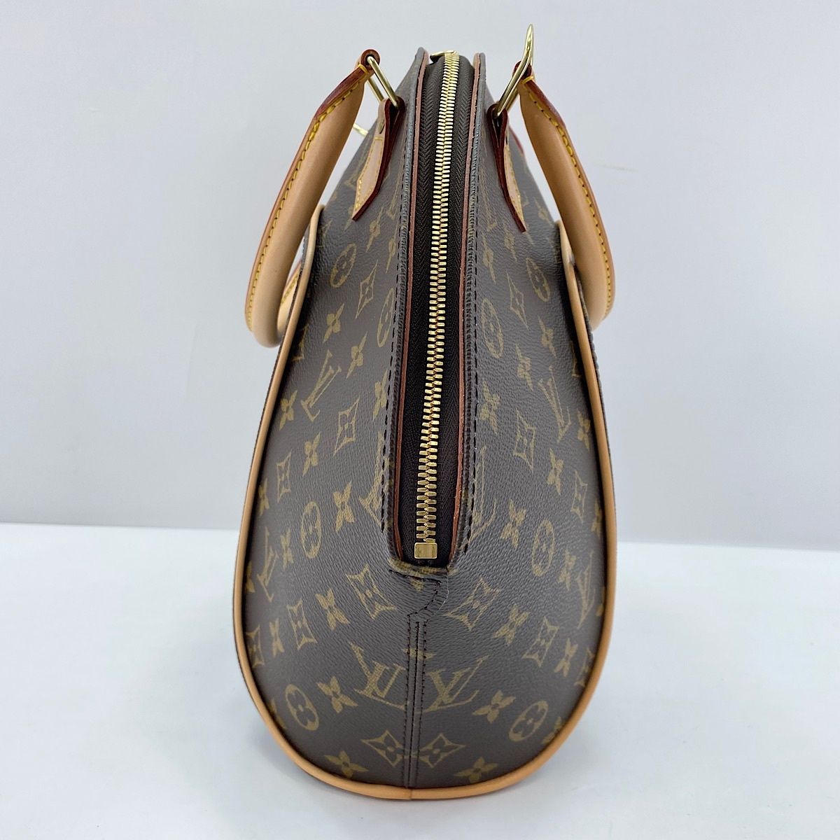Louis Vuitton Handbag Ellipse MM — view 6