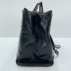 Chanel Tote CC Delivery — view 5