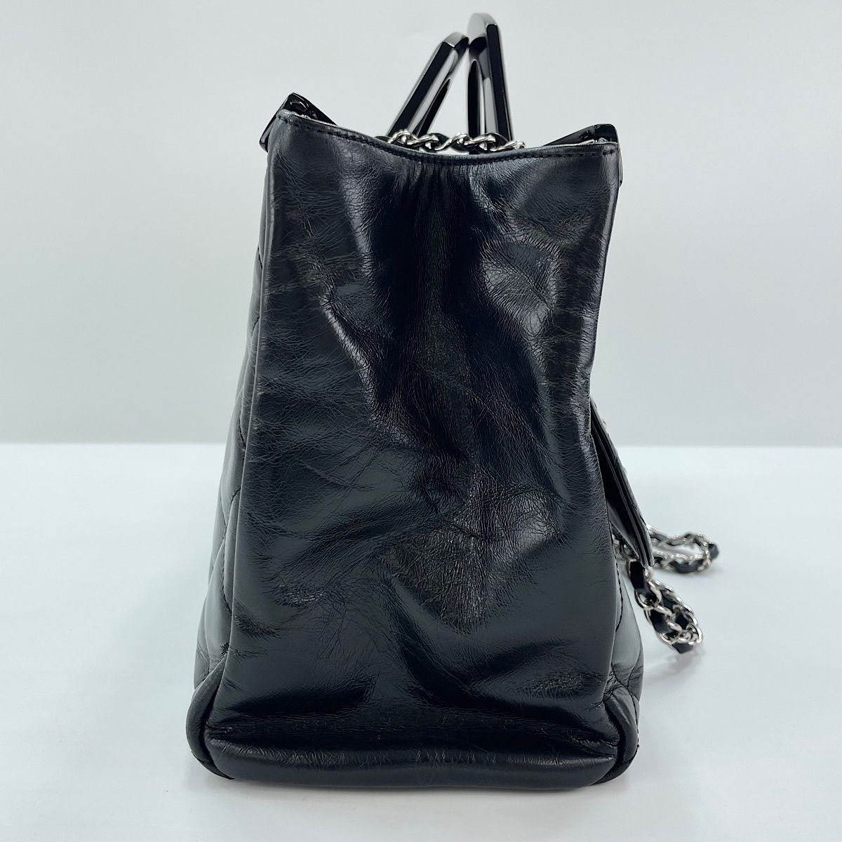 Chanel Tote CC Delivery — view 5