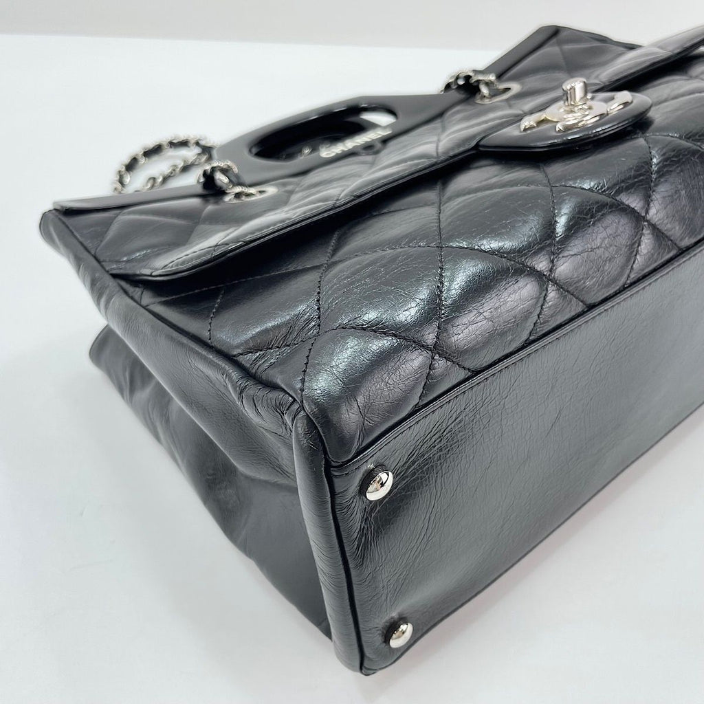 Chanel Tote CC Delivery — view 7