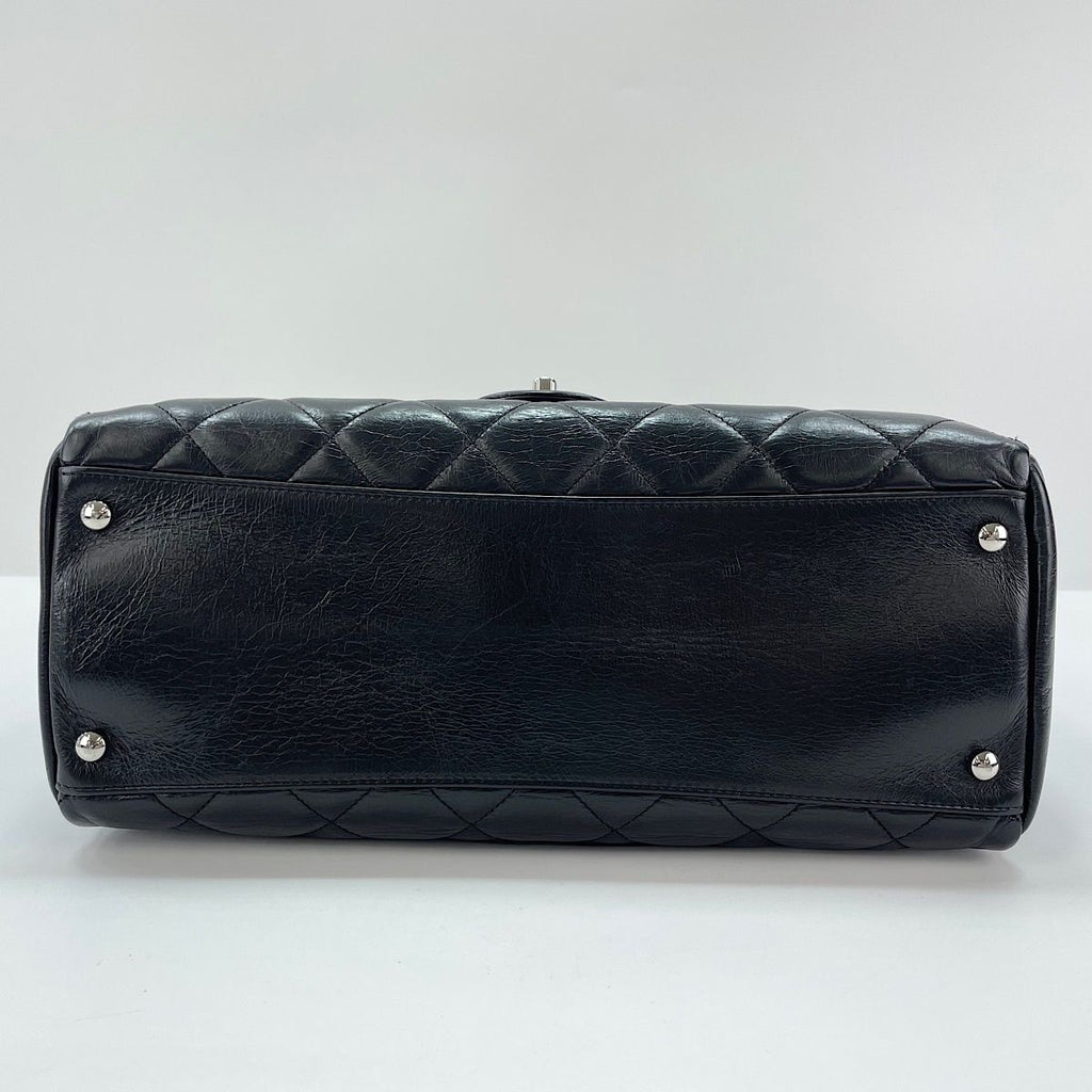 Chanel Tote CC Delivery — view 6