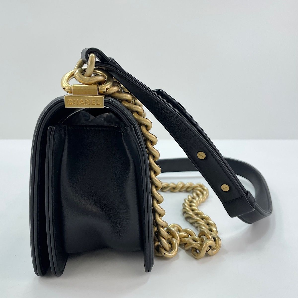 Chanel Shoulder Bag — view 6