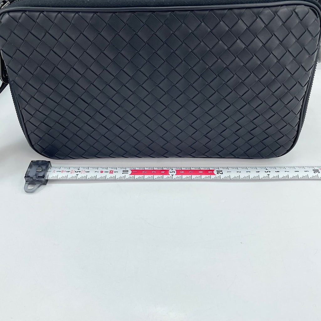 Bottega Veneta Shoulder Bag Intrecciato — view 4