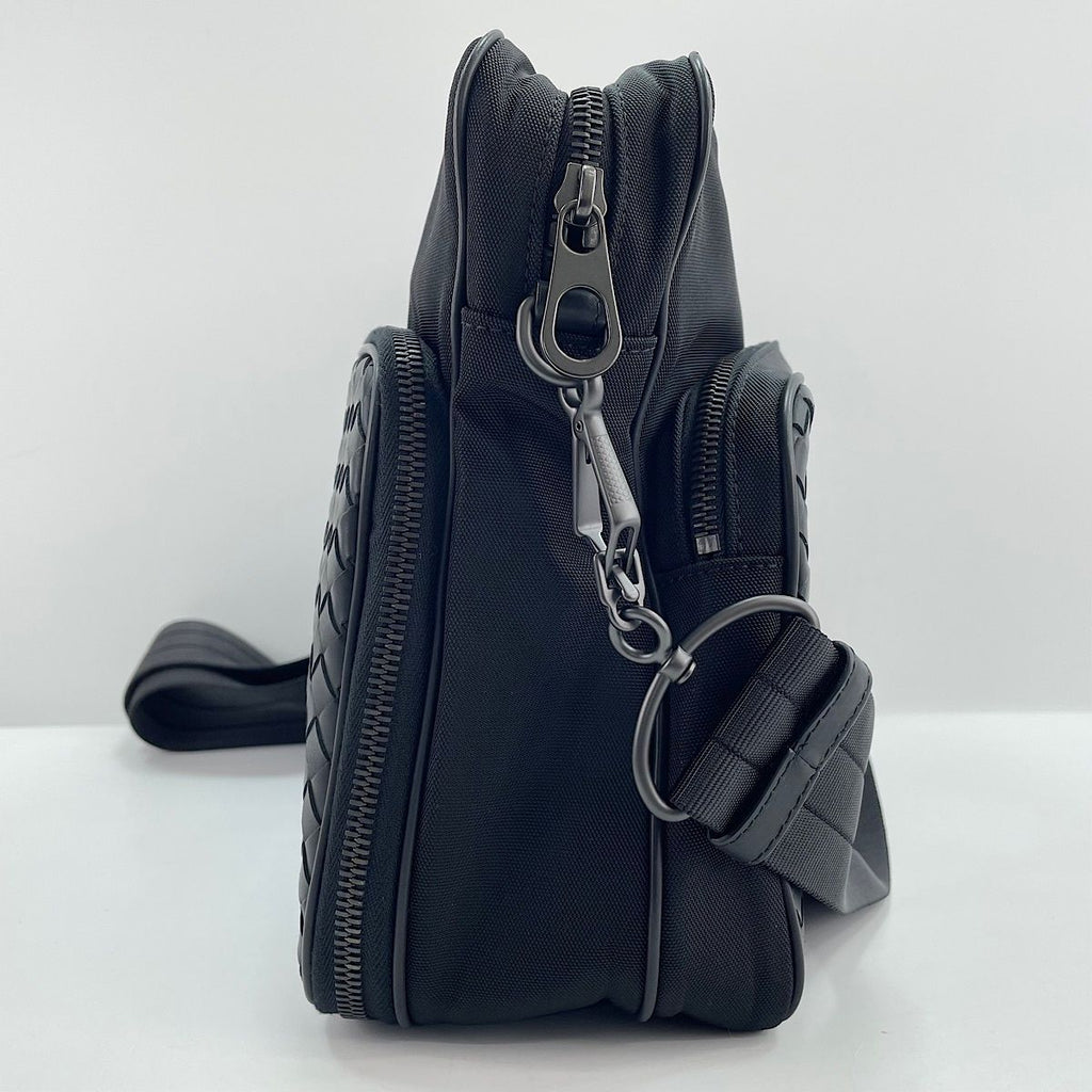 Bottega Veneta Shoulder Bag Intrecciato — view 6