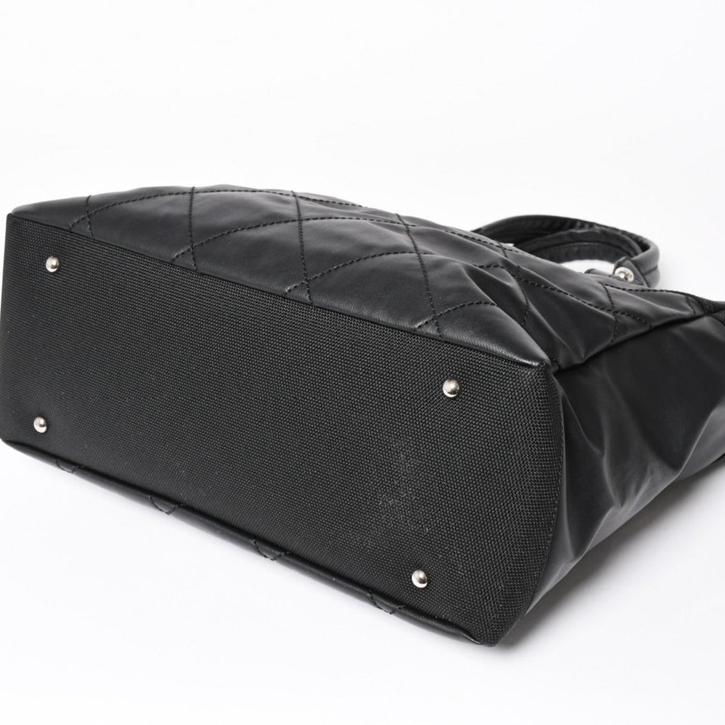 Chanel Tote Bag Paris Biarritz Leather Black — view 8