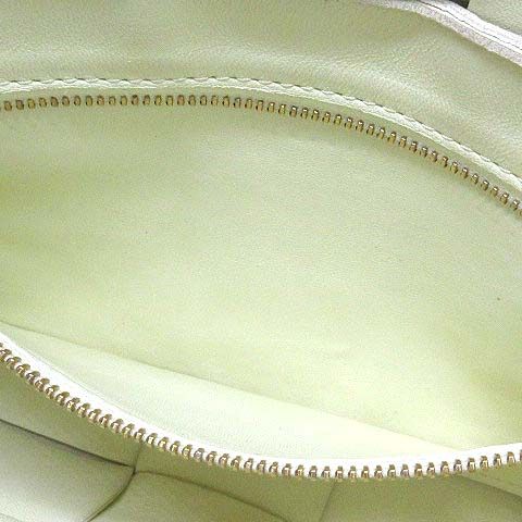 Bottega Veneta Cassette Shoulder Bag Crossbody Maxi Intrecciato Lambskin — view 8