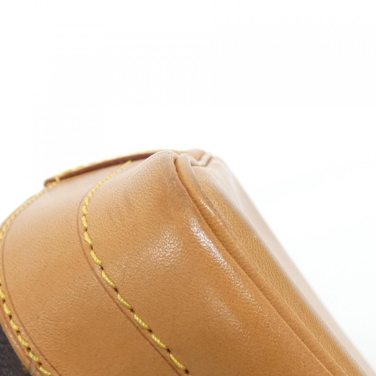 Louis Vuitton Monogram Noe Shoulder — view 3