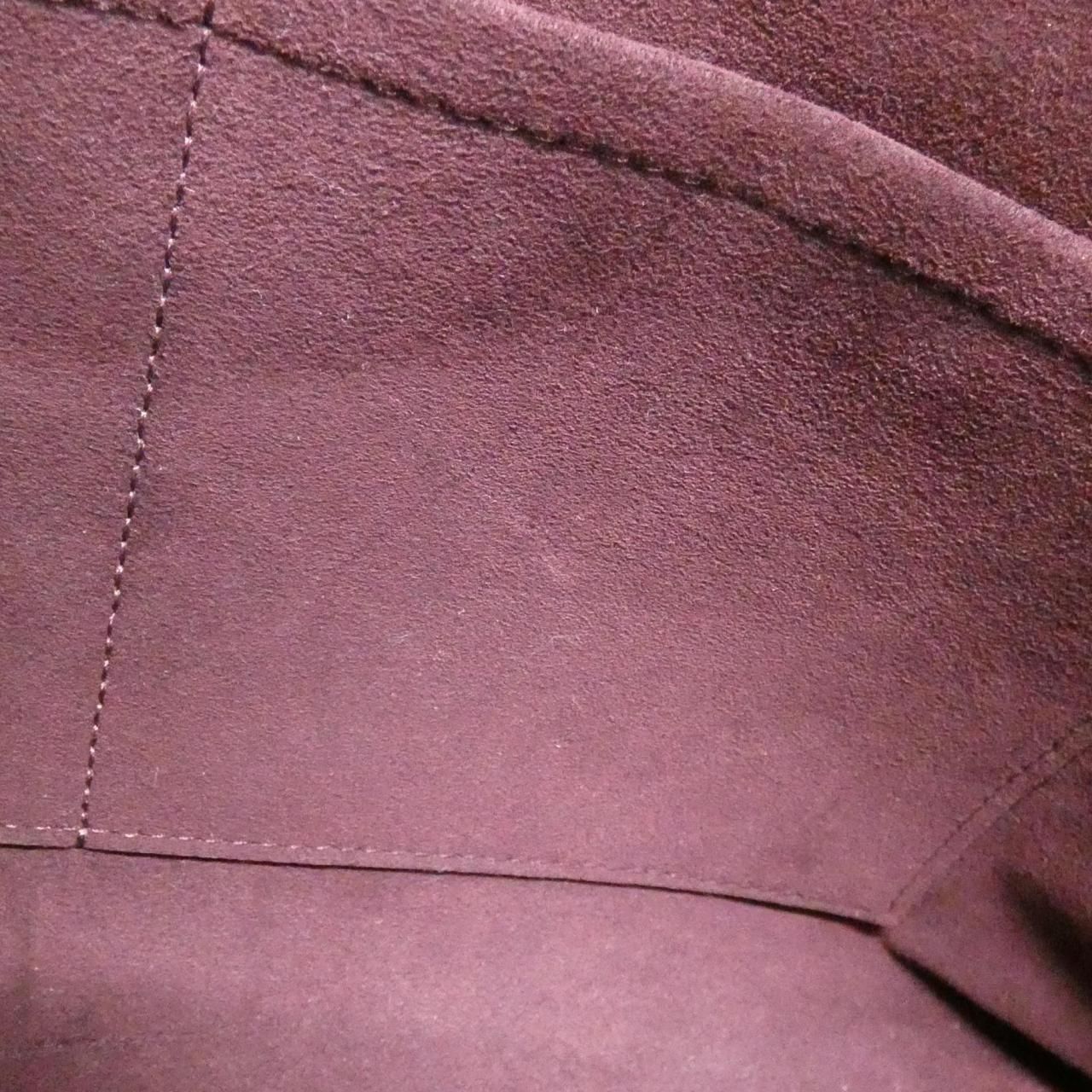 Louis Vuitton Monogram Montaigne — view 9