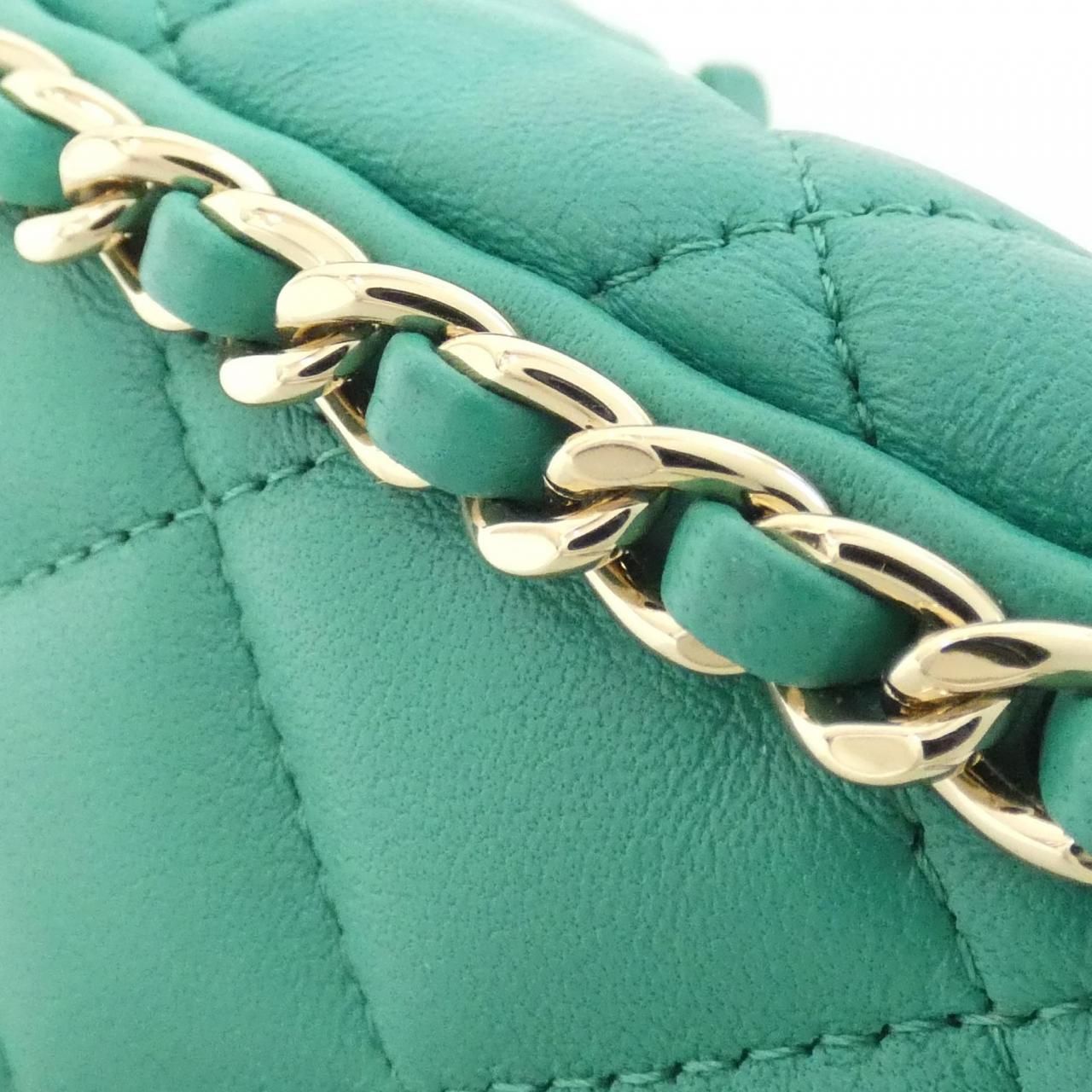 Chanel Shoulder Bag Green — view 2