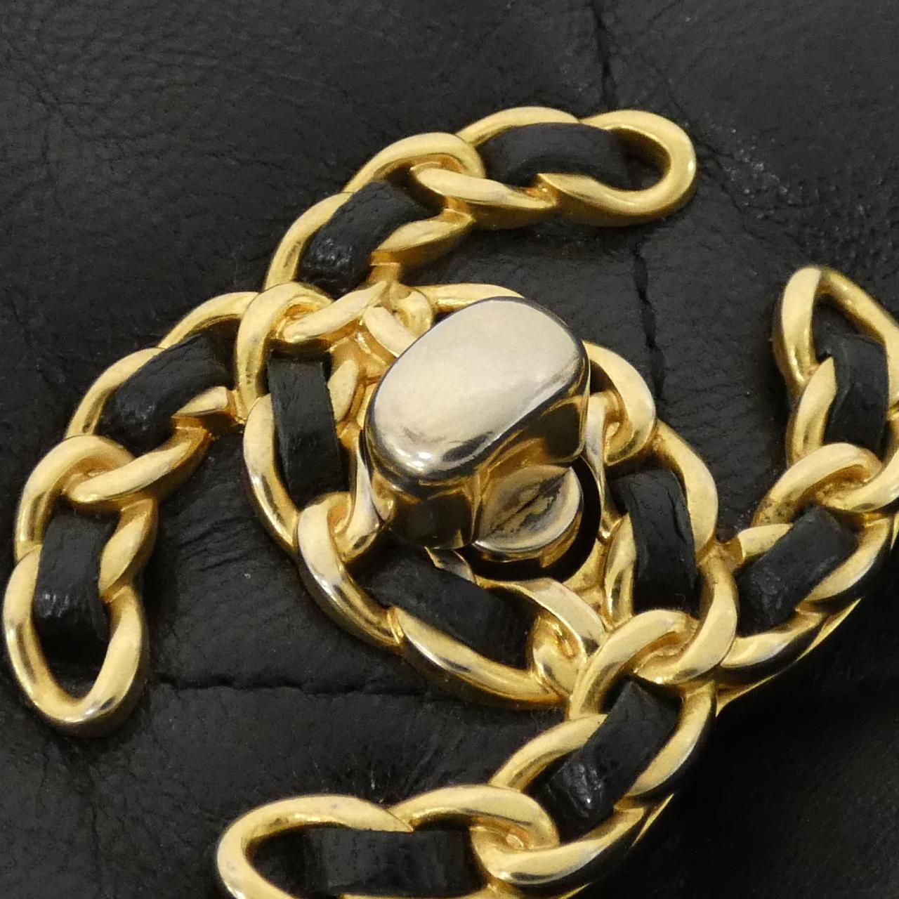 Chanel 19 Line Shoulder — view 5