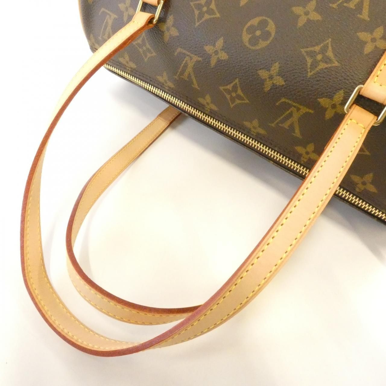 Louis Vuitton Monogram Papillon 30 cm — view 5