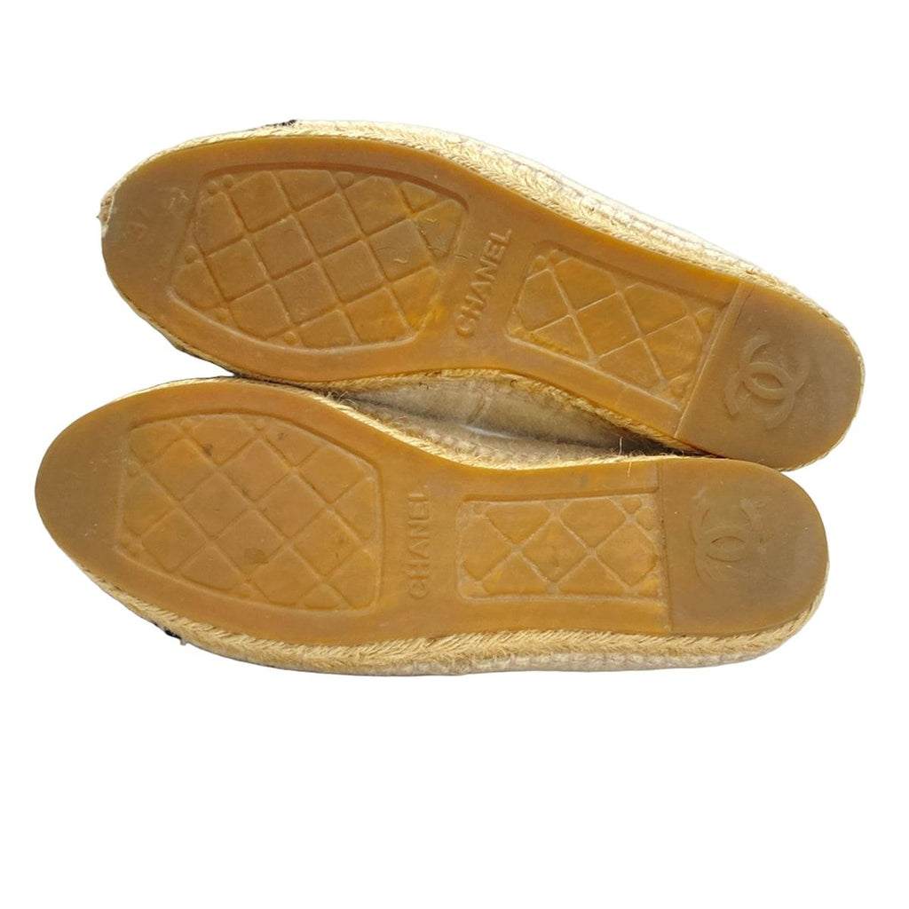 Chanel Slip Ons 37 Ivory Black CC Logo Espadrilles Slipper — view 4