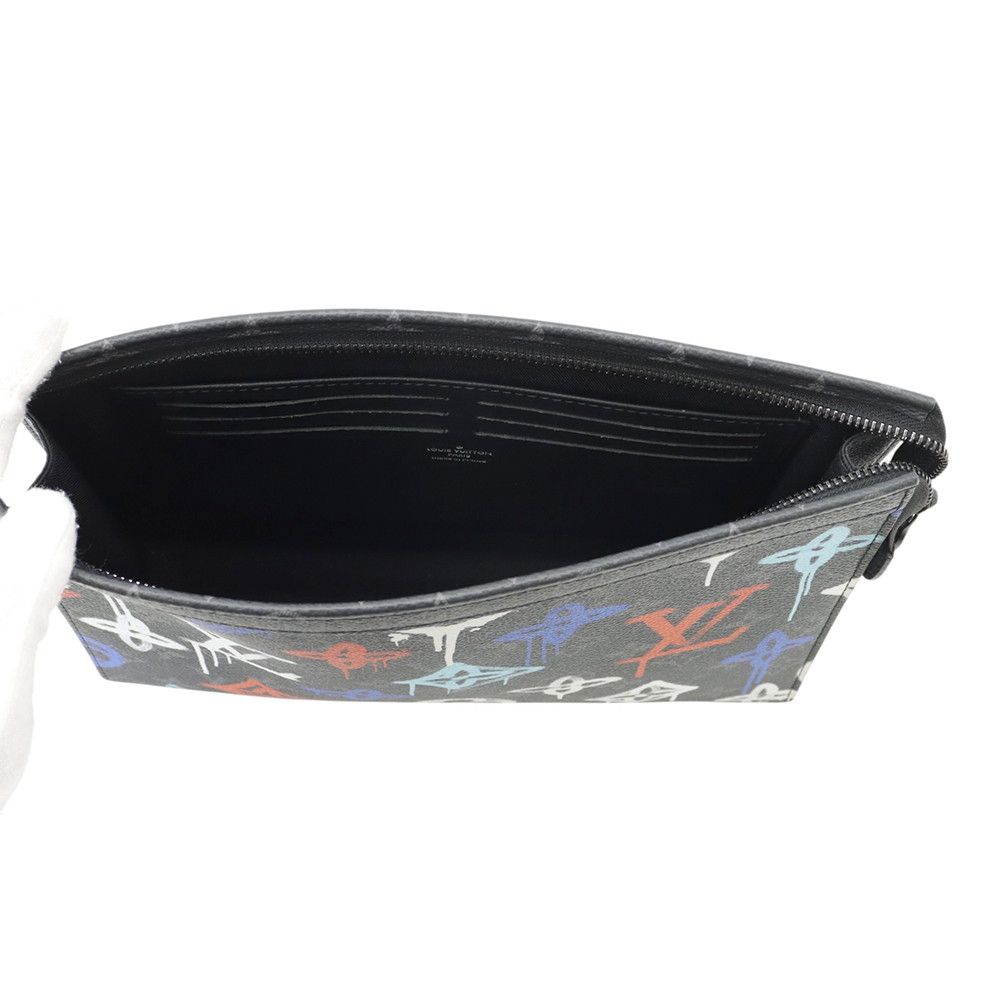 Louis Vuitton Clutch Monogram Eclipse Graffiti Pochette Voyage MM Black — view 5