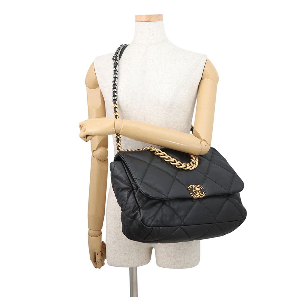 Chanel Chain Shoulder Bag 19 Maxi Quilted CC Logo Shiny Calf Leather 2-Way — view 5
