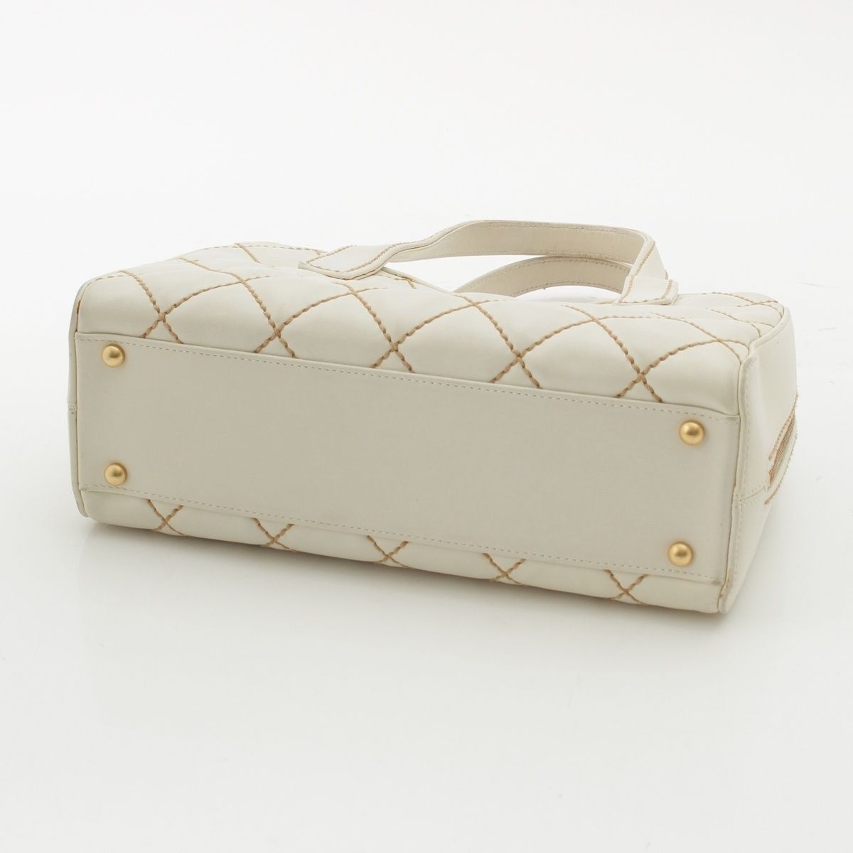 Chanel Wild Stitch Handbag Inner Pouch White — view 5