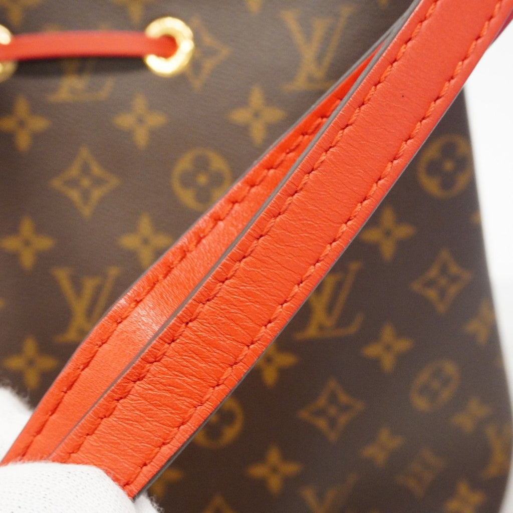 Louis Vuitton Shoulder Bag Monogram Neo Noe MM Coquelicot — view 9