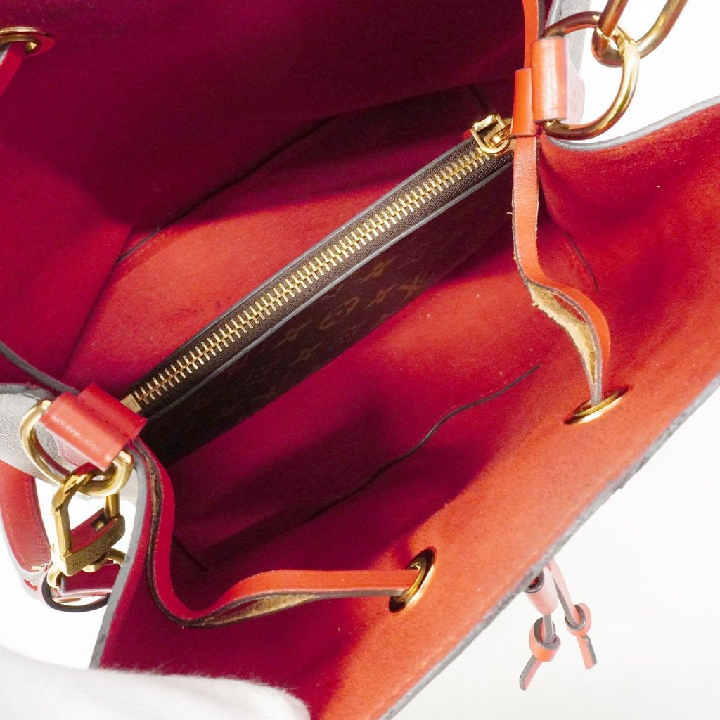Louis Vuitton Shoulder Bag Monogram Neo Noe MM Coquelicot — view 4